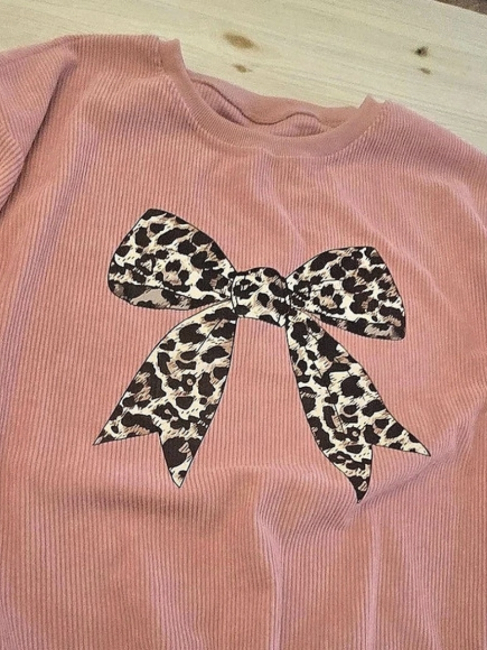 Pink Leopard Bow Sweatshirt - Picture 3 of 4